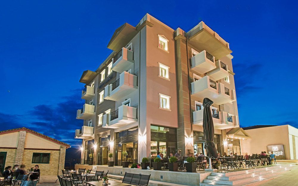 Theasis Hotel Парамития Экстерьер фото