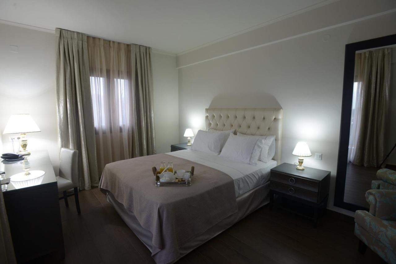 Theasis Hotel Парамития Экстерьер фото